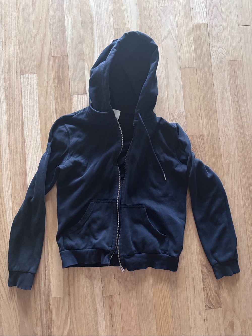 H&M | Basics Zip-up hoodie in black | sz S